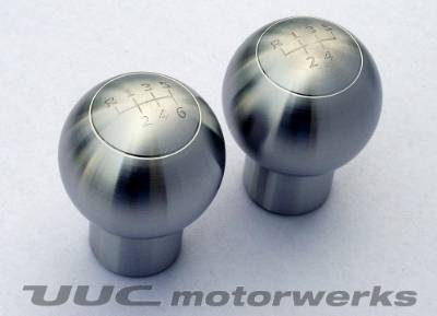 RK7A height-adjustable shift knob